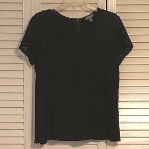 Women’s Zip-up Top